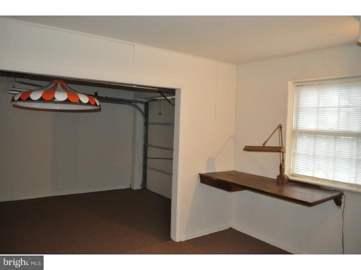 9745 Portis Road Philadelphia, PA 19115 - Photo 9 of 9