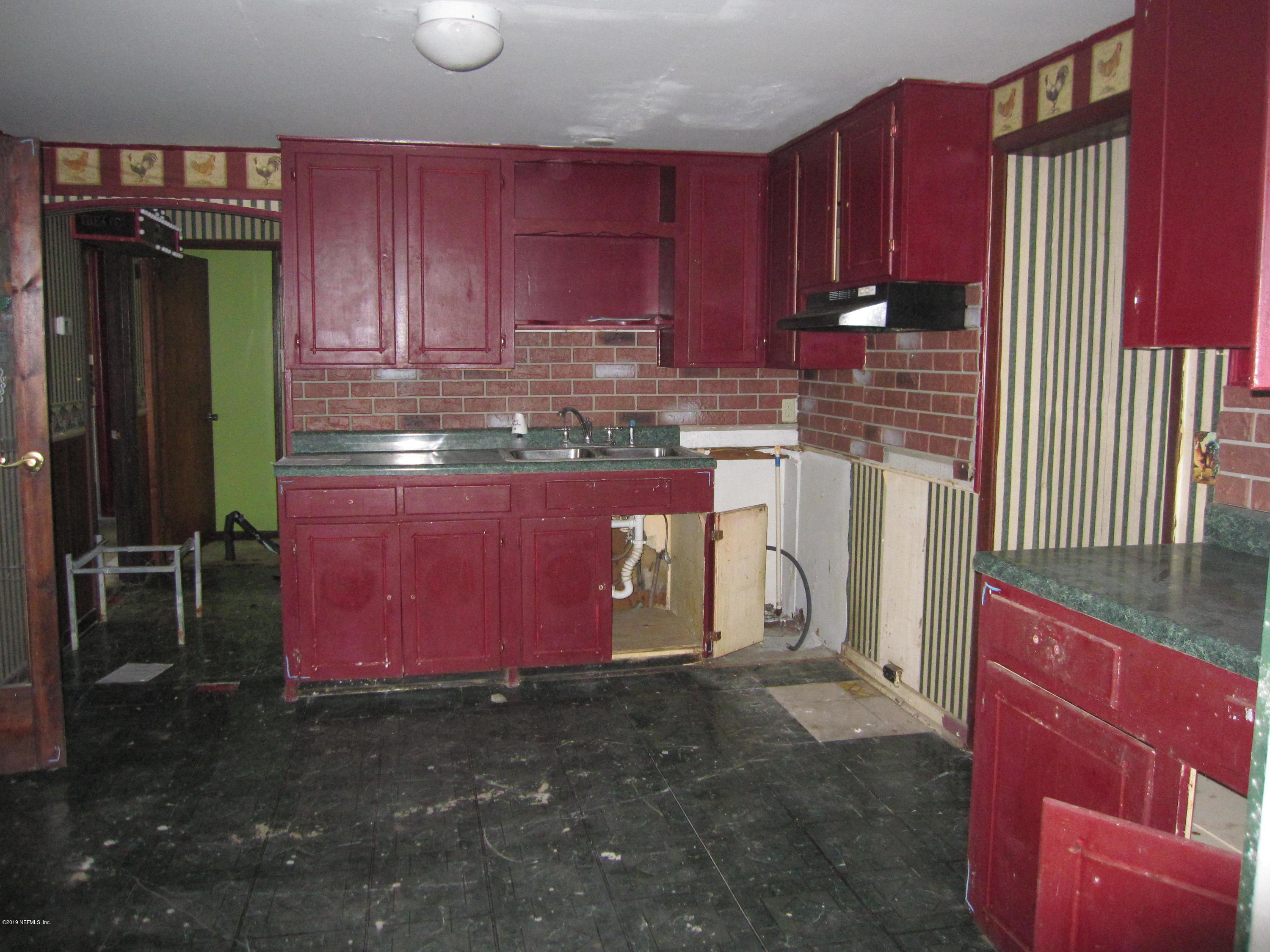 453 Ellis Road South Jacksonville, FL 32254 - Photo 3 of 14 Kitchen 1