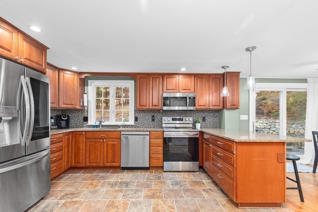 32 Kennedy Road Kingston, MA 02364 - Photo 14 of 42 Gallery Image 14