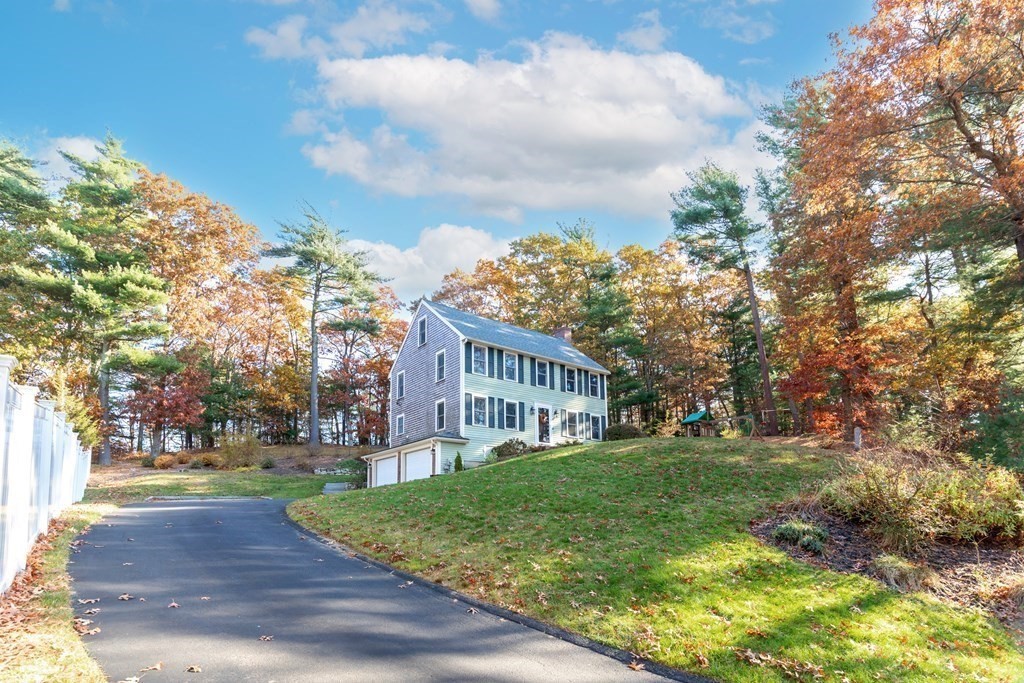 32 Kennedy Road Kingston, MA 02364 - Photo 3 of 42 Gallery Image 3