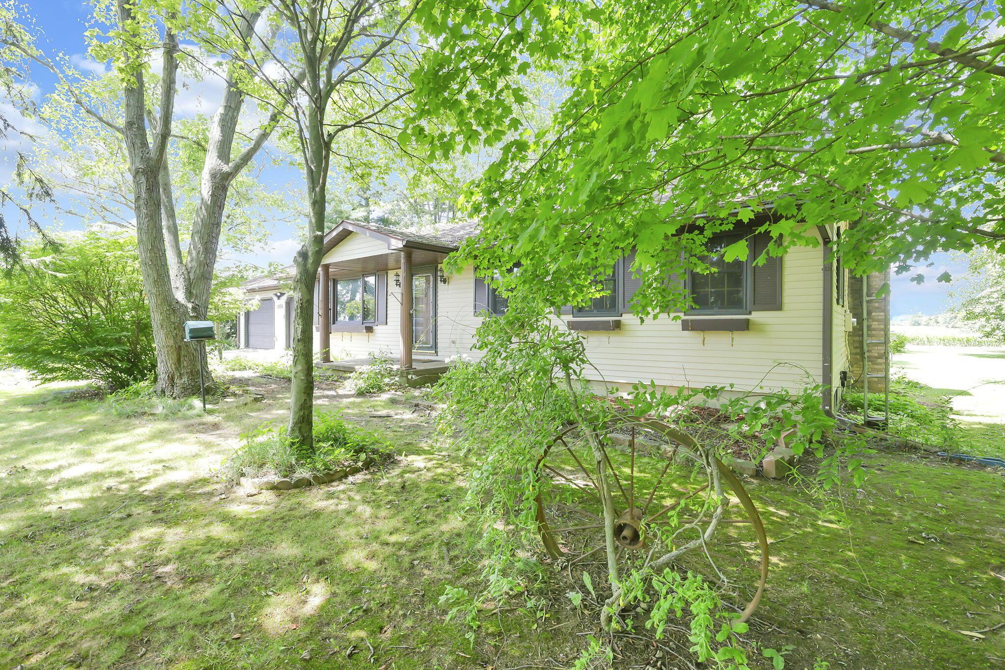 2024 Owens Road West Marion, OH 43302 - Photo 3 of 39 3-web-or-mls-4E7A4500