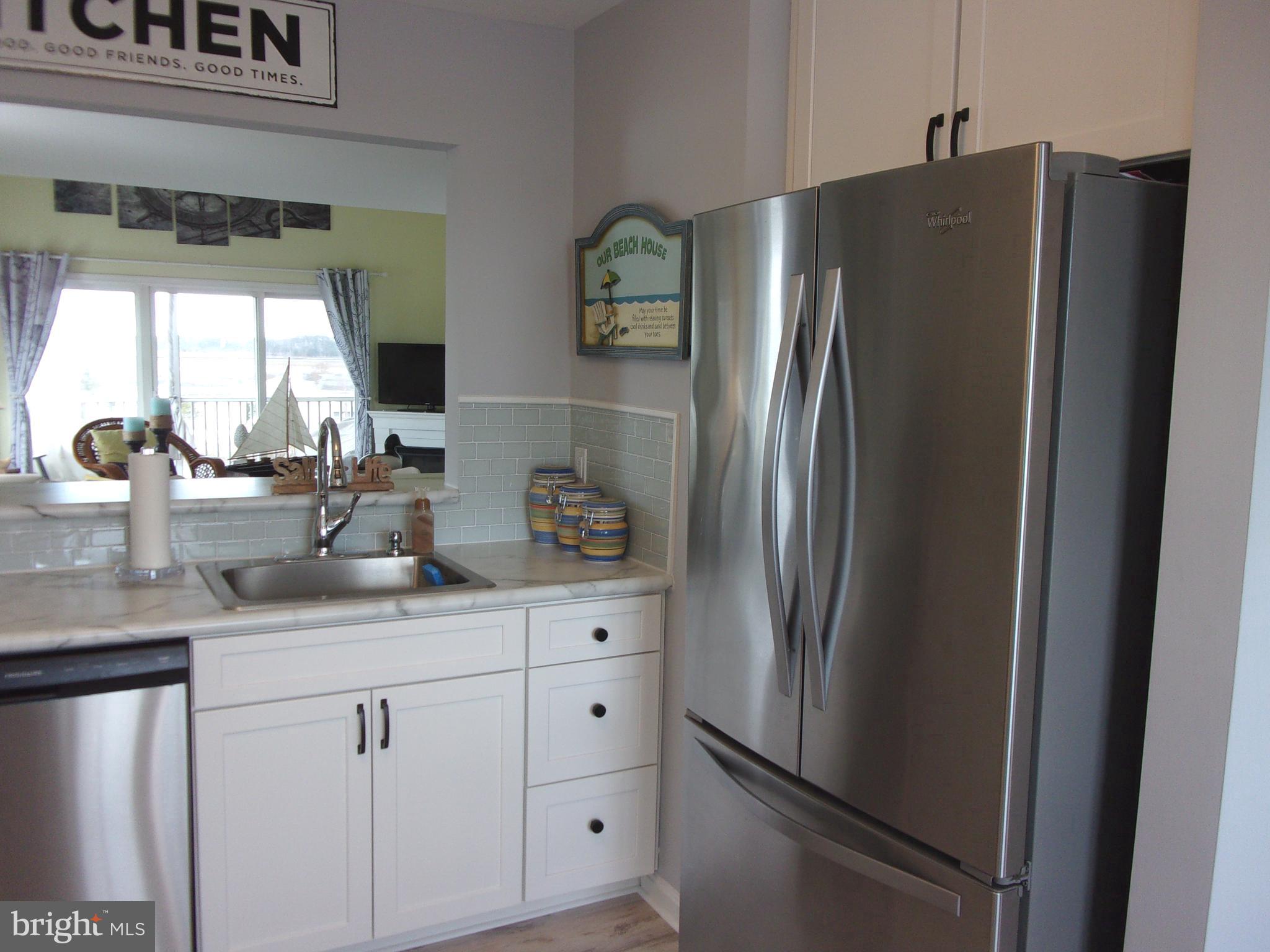 30397 Pavilion Drive, Unit 105 Ocean View, DE 19970 - Photo 10 of 34 Kitchen