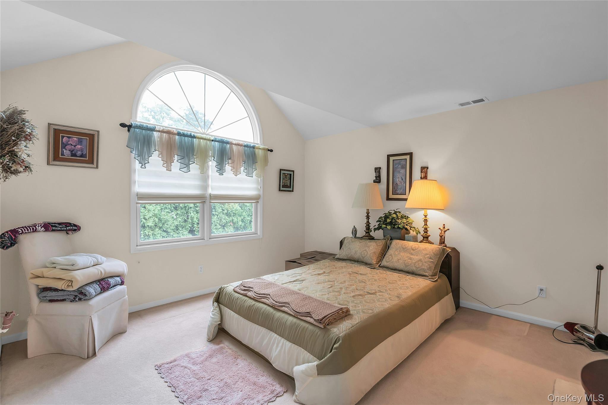 176 Merrick Road, Unit 10 Amityville, NY 11701 - Photo 22 of 31 Gallery Image 22