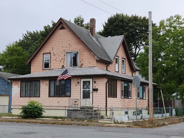 a view of a white house