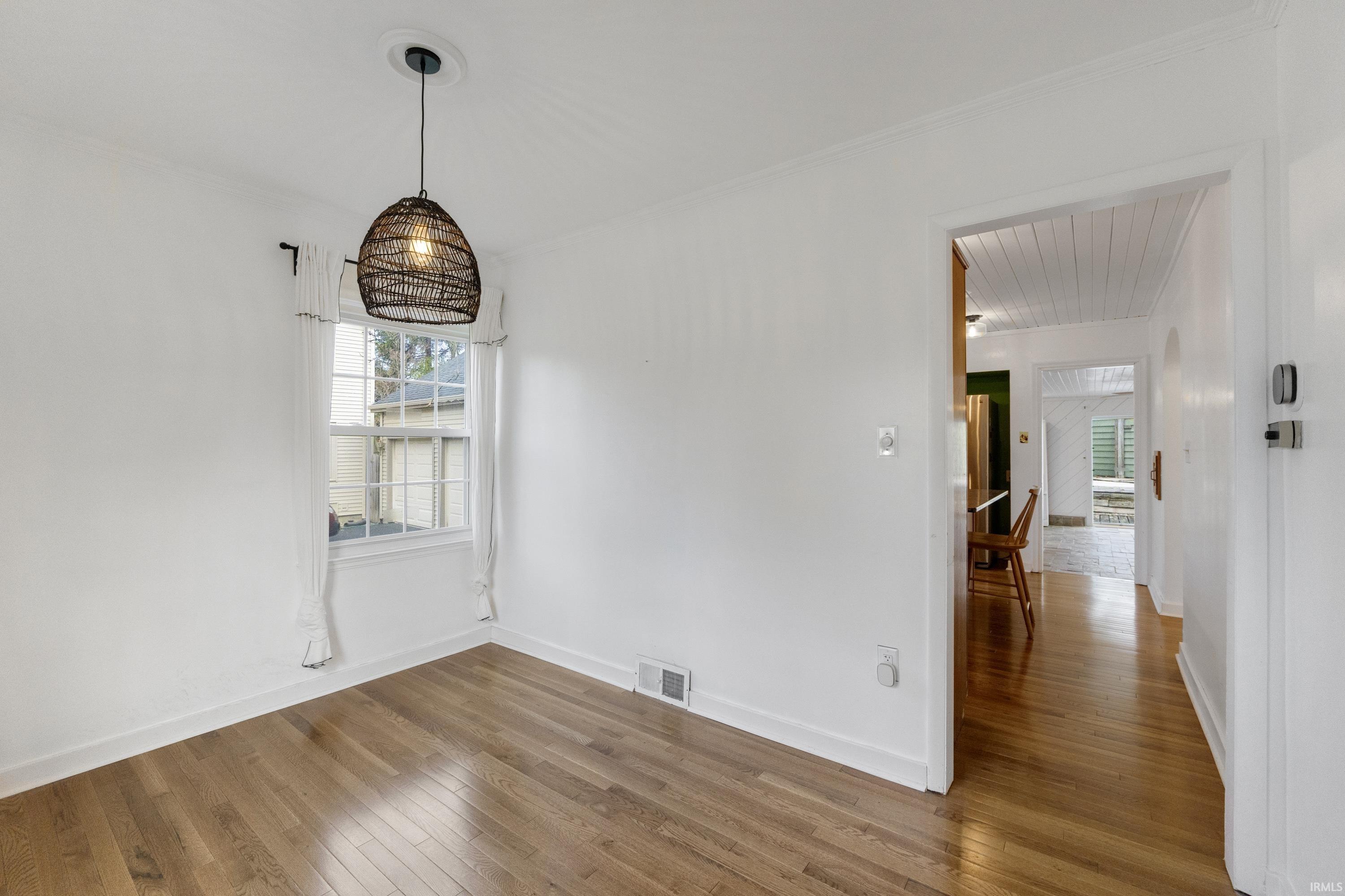 3546 Willowdale Road Fort Wayne, IN 46802 - Photo 3 of 36