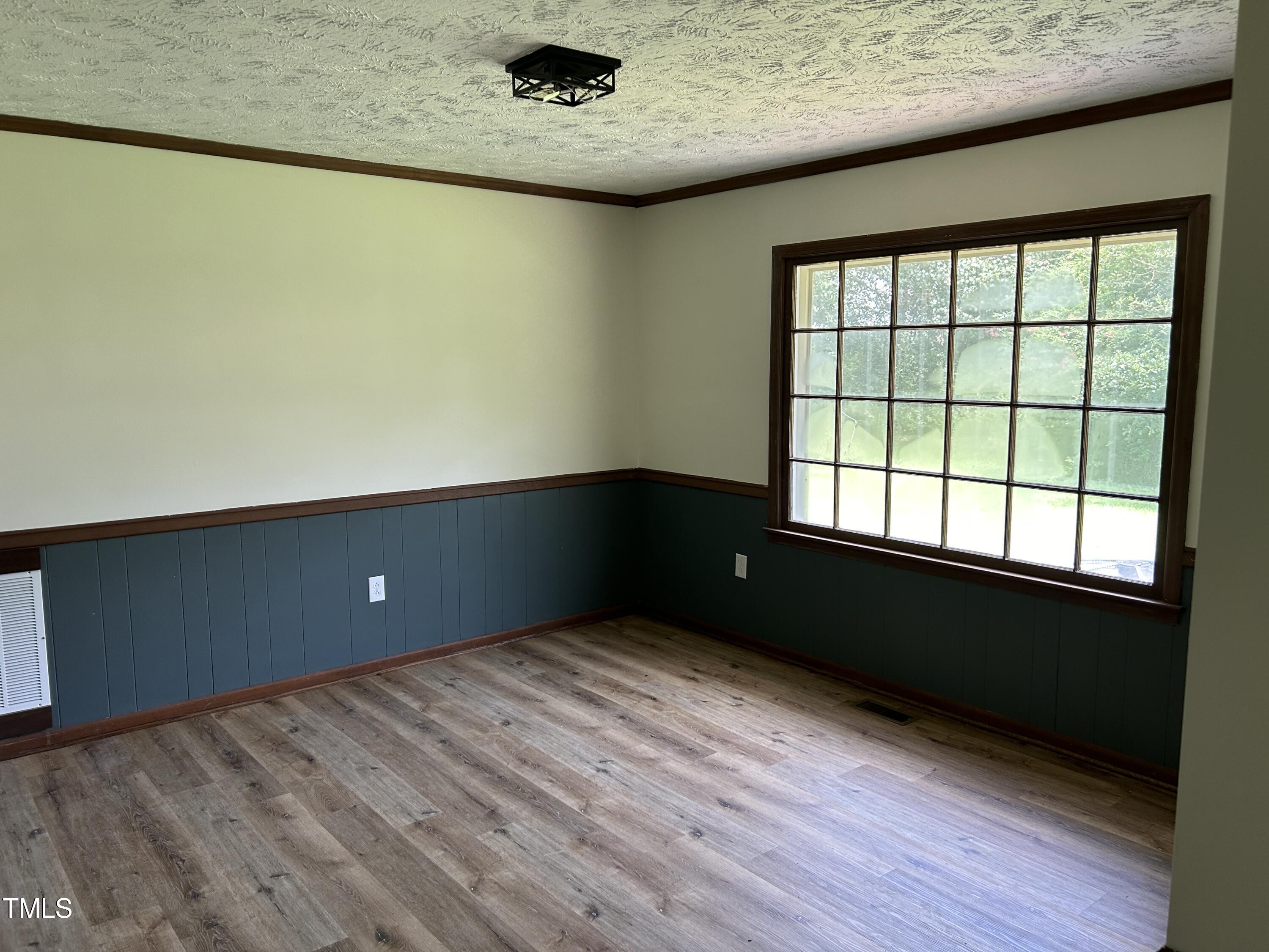 400 McPhail Road Roseboro, NC 28382 - Photo 6 of 27 IMG_6538