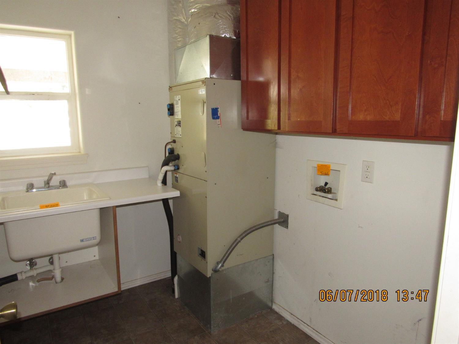 5552 Gebhard Road Central Point, OR 97502 - Photo 9 of 14 Additional Photo