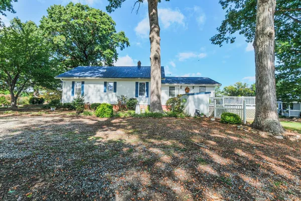 $214,000 | 200 Bradner Road, Charlotte Court House, VA 23923