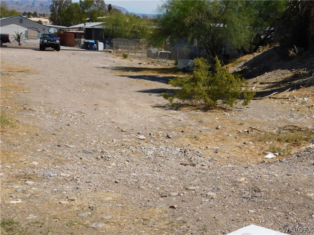 1382 Trane Road Bullhead City, AZ 86442 - Photo 4 of 9 Gallery Image 4