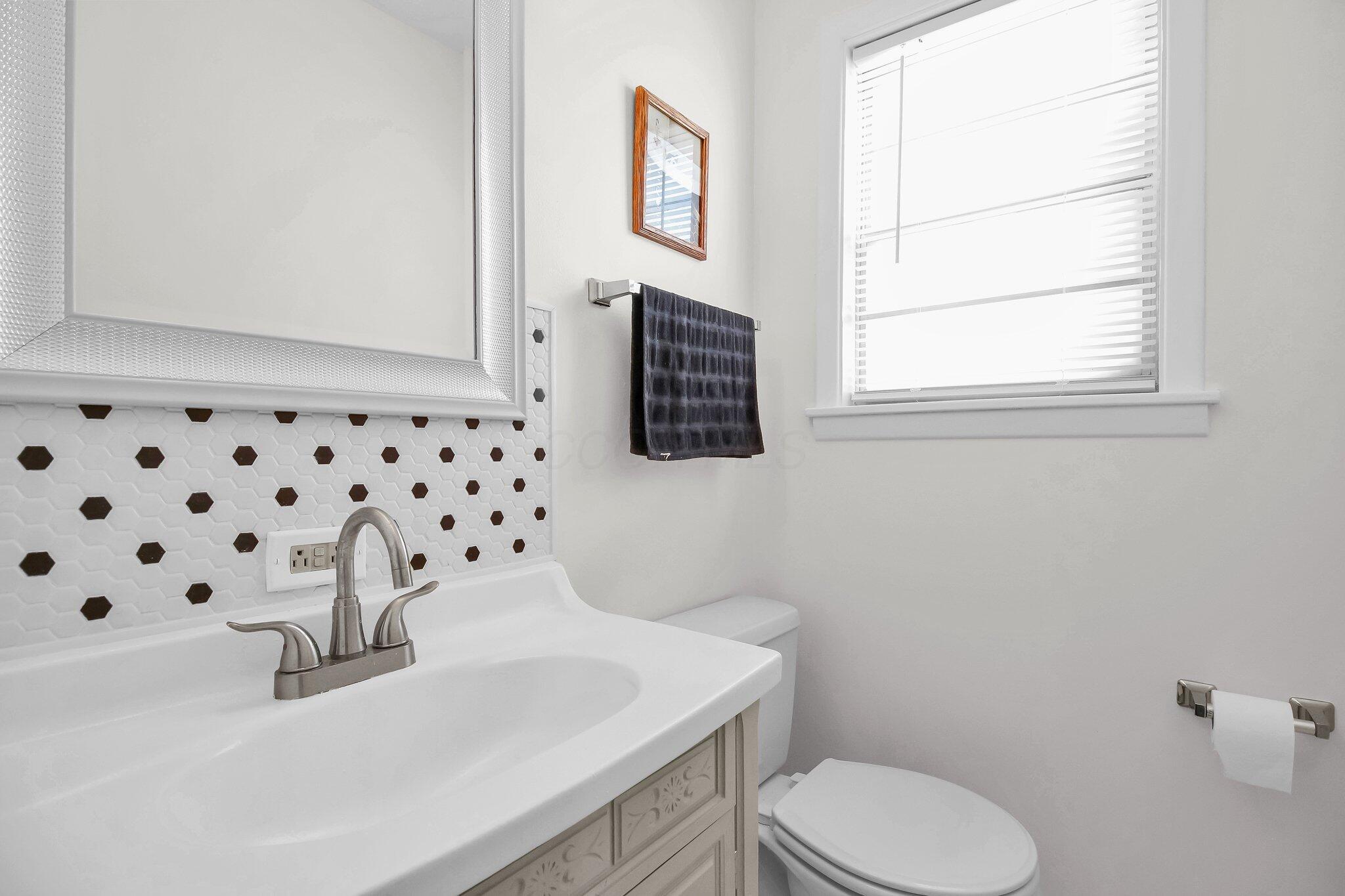 1121 Afton Road Columbus, OH 43221 - Photo 11 of 38 11-web-or-mls-1121-afton-rd