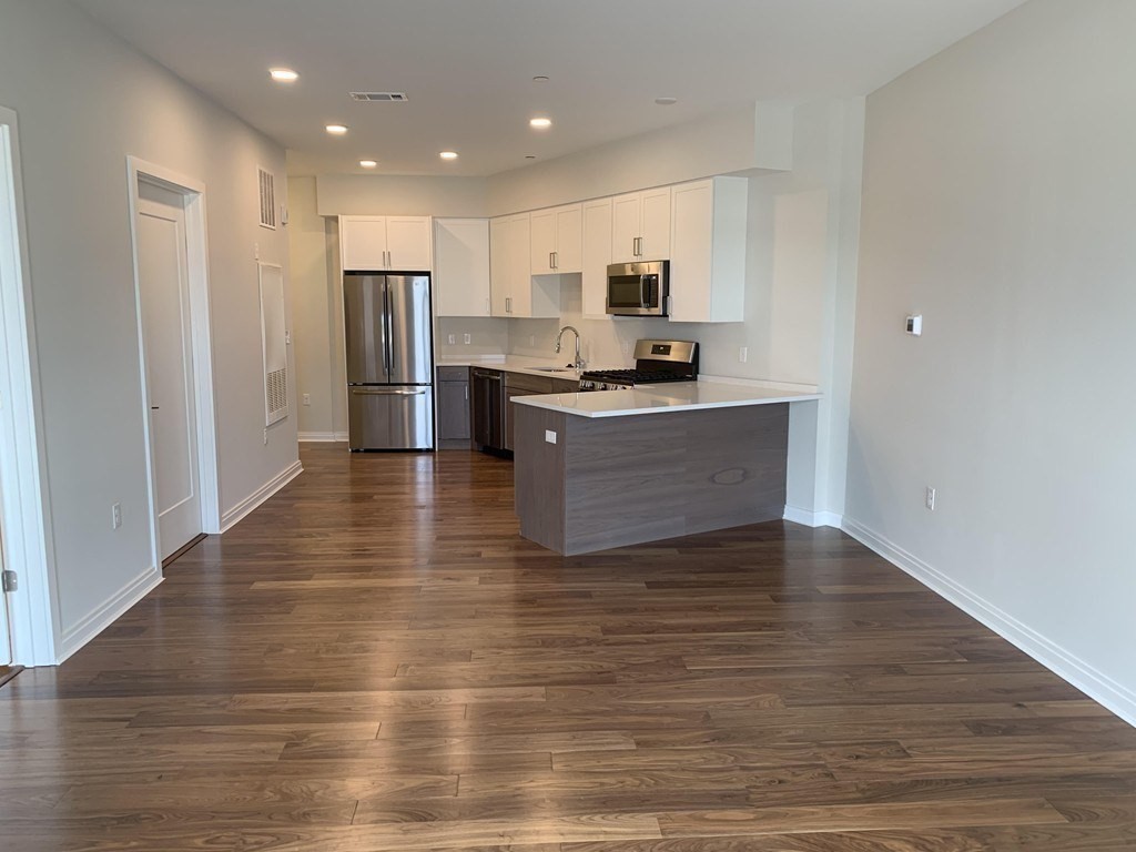 3531 Washington Street, Unit 313 Boston, MA 02130 - Photo 5 of 10