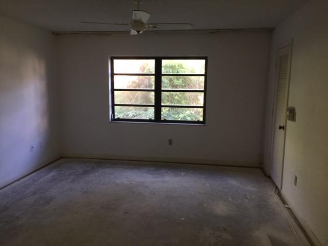 21676 Cypress Road, Unit 12C Boca Raton, FL 33433 - Photo 3 of 8 MASTER BEDROOM