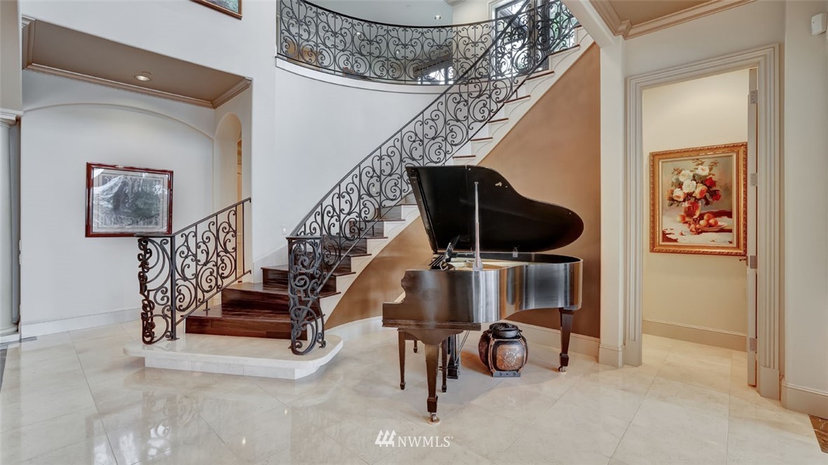 7451 West Mercer Way Mercer Island, WA 98040 - Photo 21 of 40 Gallery Image 21