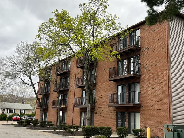 $319,900 | 327 Plantation Street, Unit 312, Worcester, MA 01604