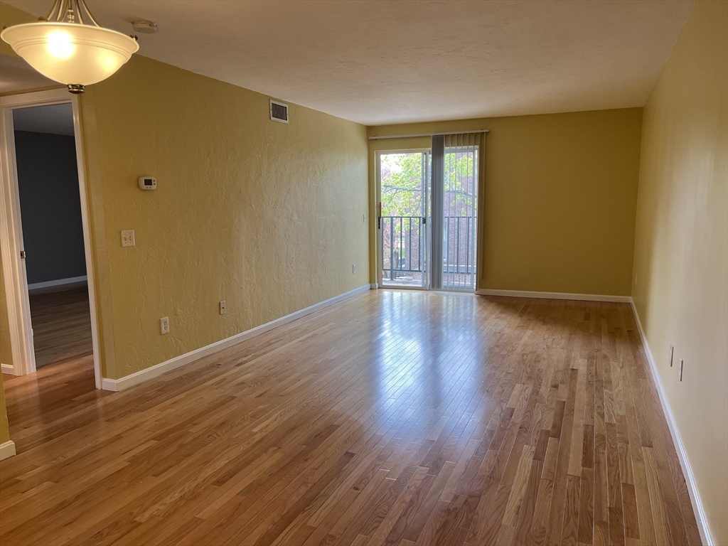 327 Plantation Street, Unit 312 Worcester, MA 01604 - Photo 18 of 36