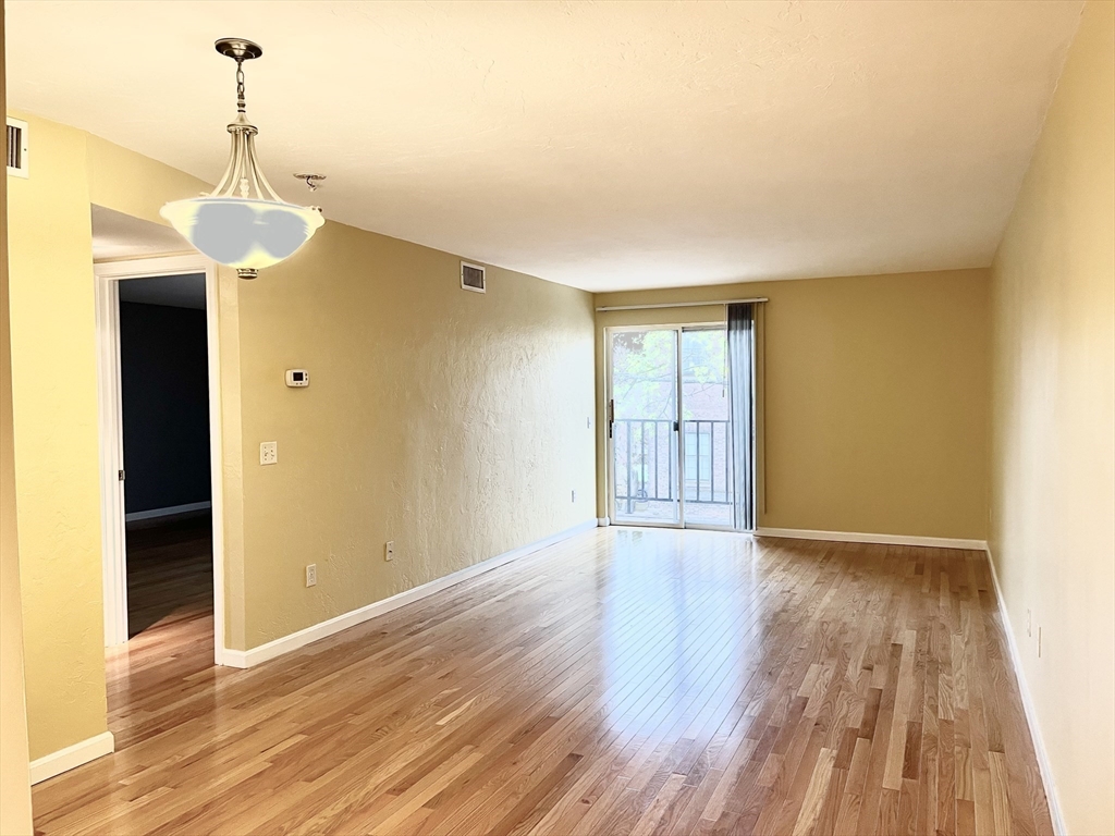 327 Plantation Street, Unit 312 Worcester, MA 01604 - Photo 19 of 36