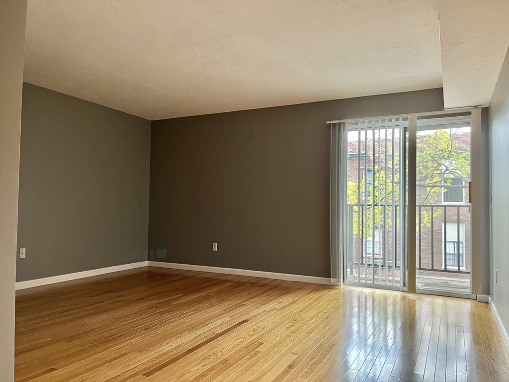 327 Plantation Street, Unit 312 Worcester, MA 01604 - Photo 22 of 36