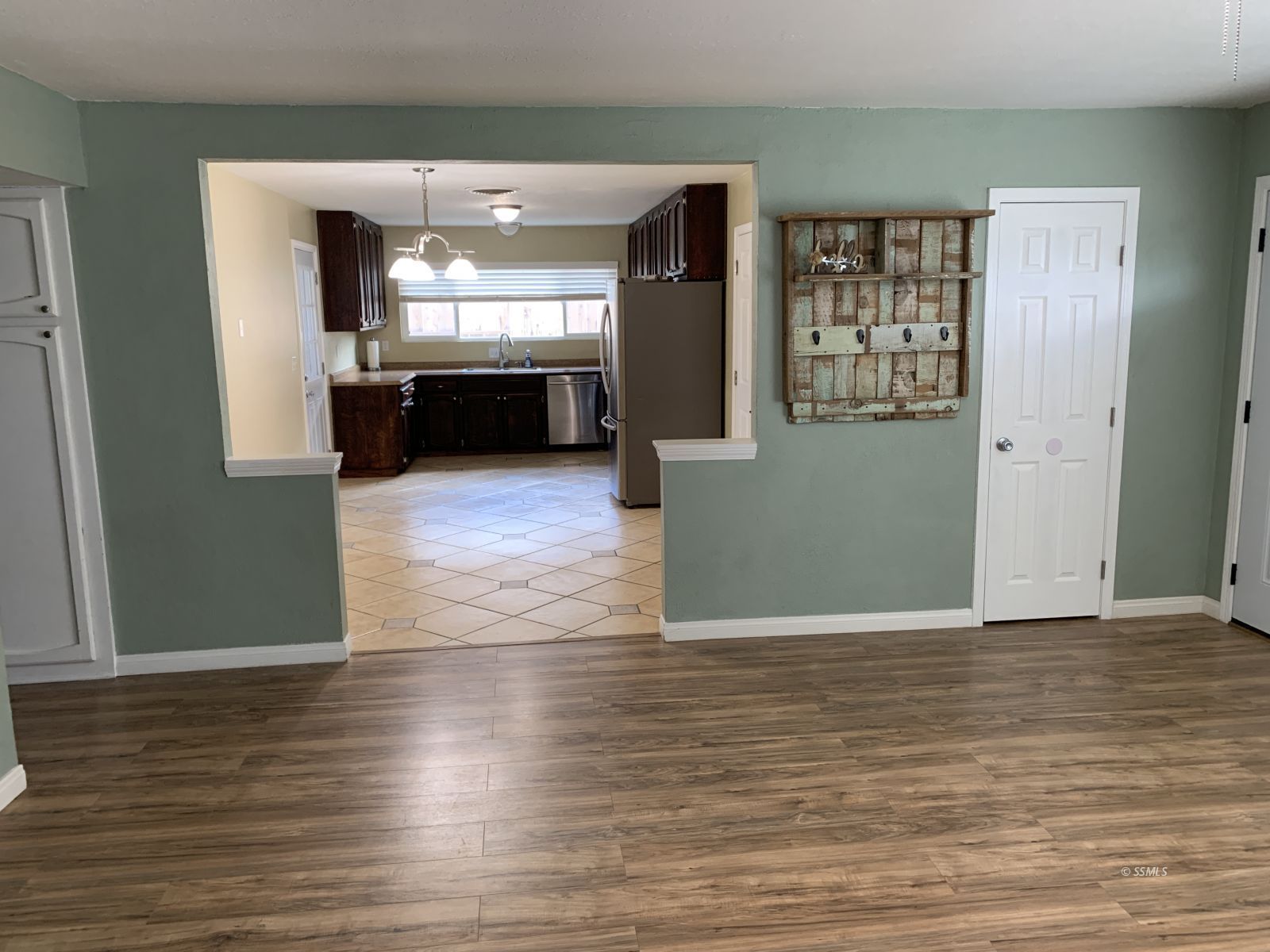 1528 South McCall Street Ridgecrest, CA 93555 - Photo 4 of 23