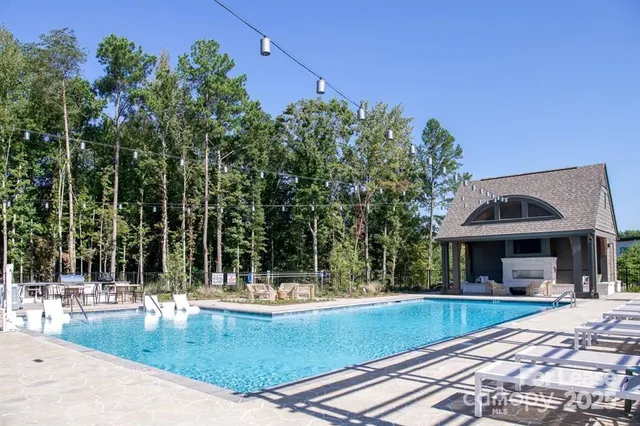 $2,386 | 14011 Bespoke Road, Unit B4, Charlotte, NC 28277