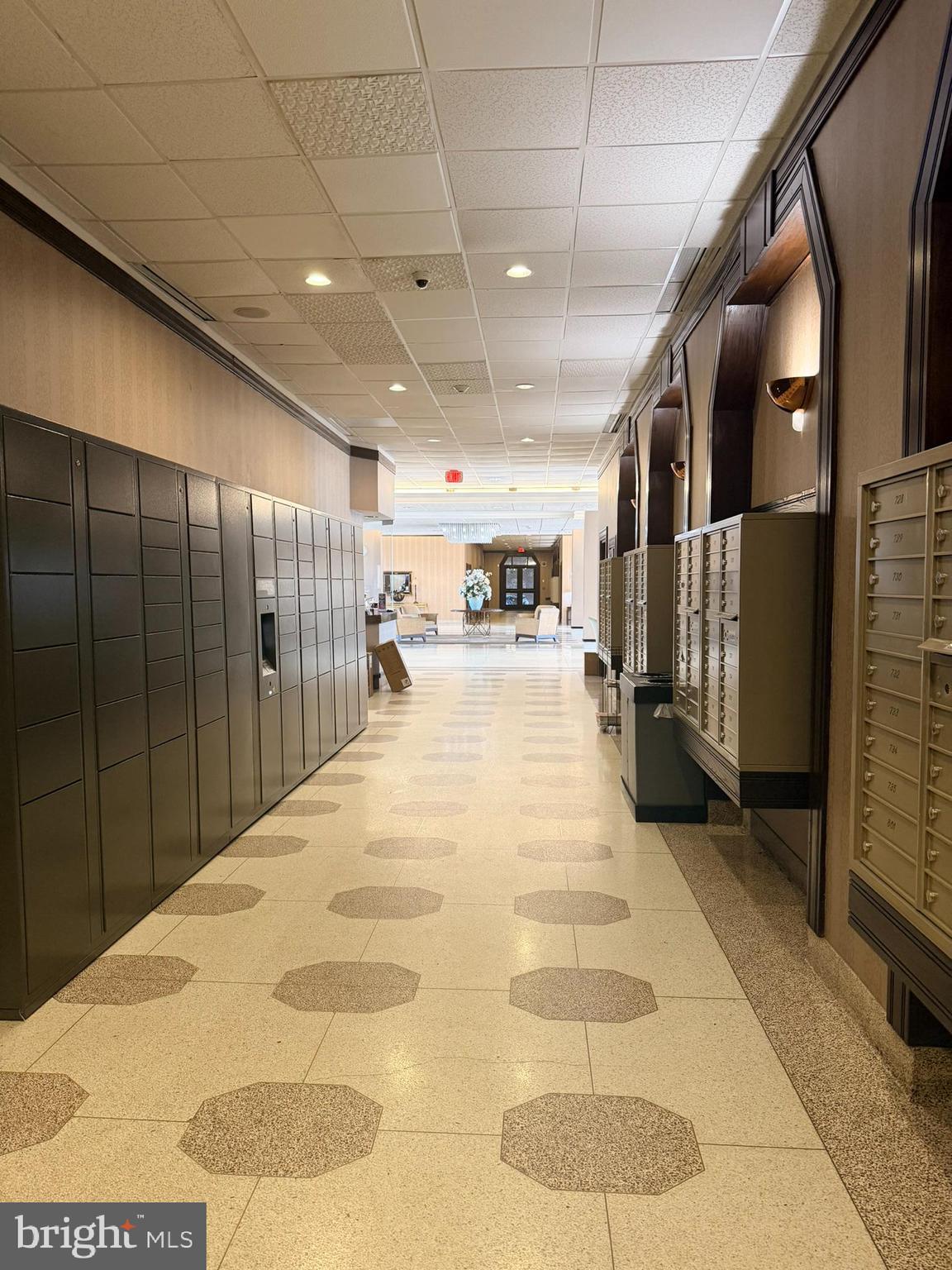 700 7th Street Southwest, Unit 810 Washington, DC 20024 - Photo 7 of 10 Mailboxes & Package Lockers for Convenience