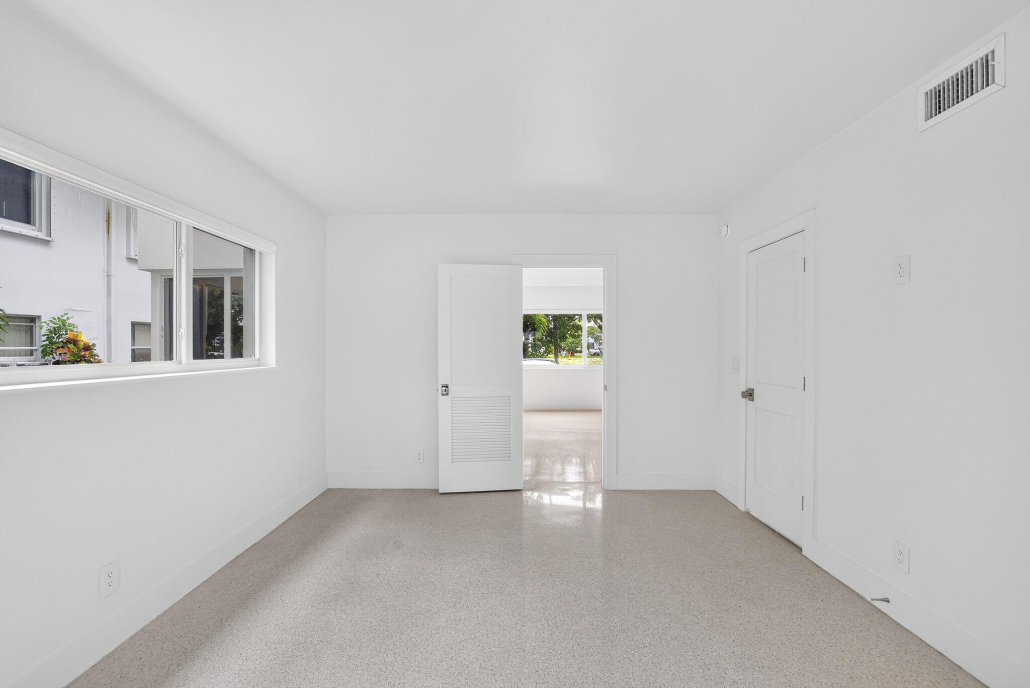 3216 Colony Club Road, Unit 4 Pompano Beach, FL 33062 - Photo 20 of 42 20-web-or-mls-8I8A6304