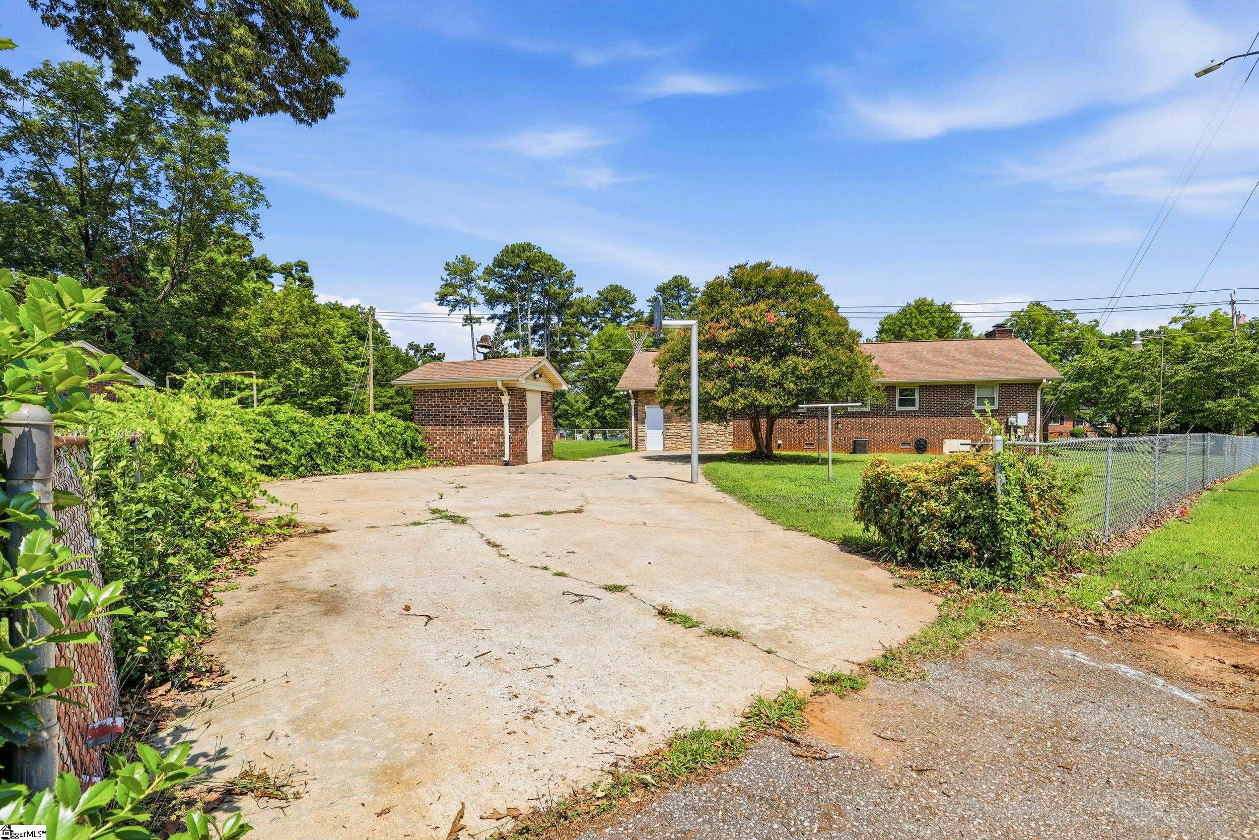 2401 Old Easley Bridge Road Greenville, SC 29611 - Photo 24 of 37