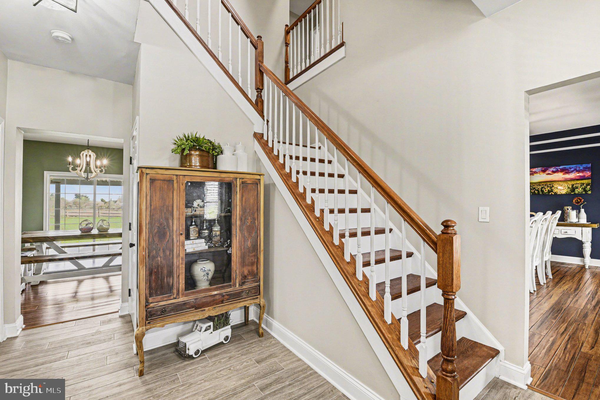 4460 Shangri La Road Stewartstown, PA 17363 - Photo 7 of 50 Foyer