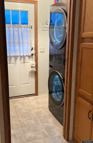 $63,900 | 303 Winterhawk Drive, Rock Springs, WY 82901