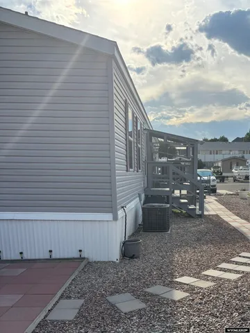 $63,900 | 303 Winterhawk Drive, Rock Springs, WY 82901