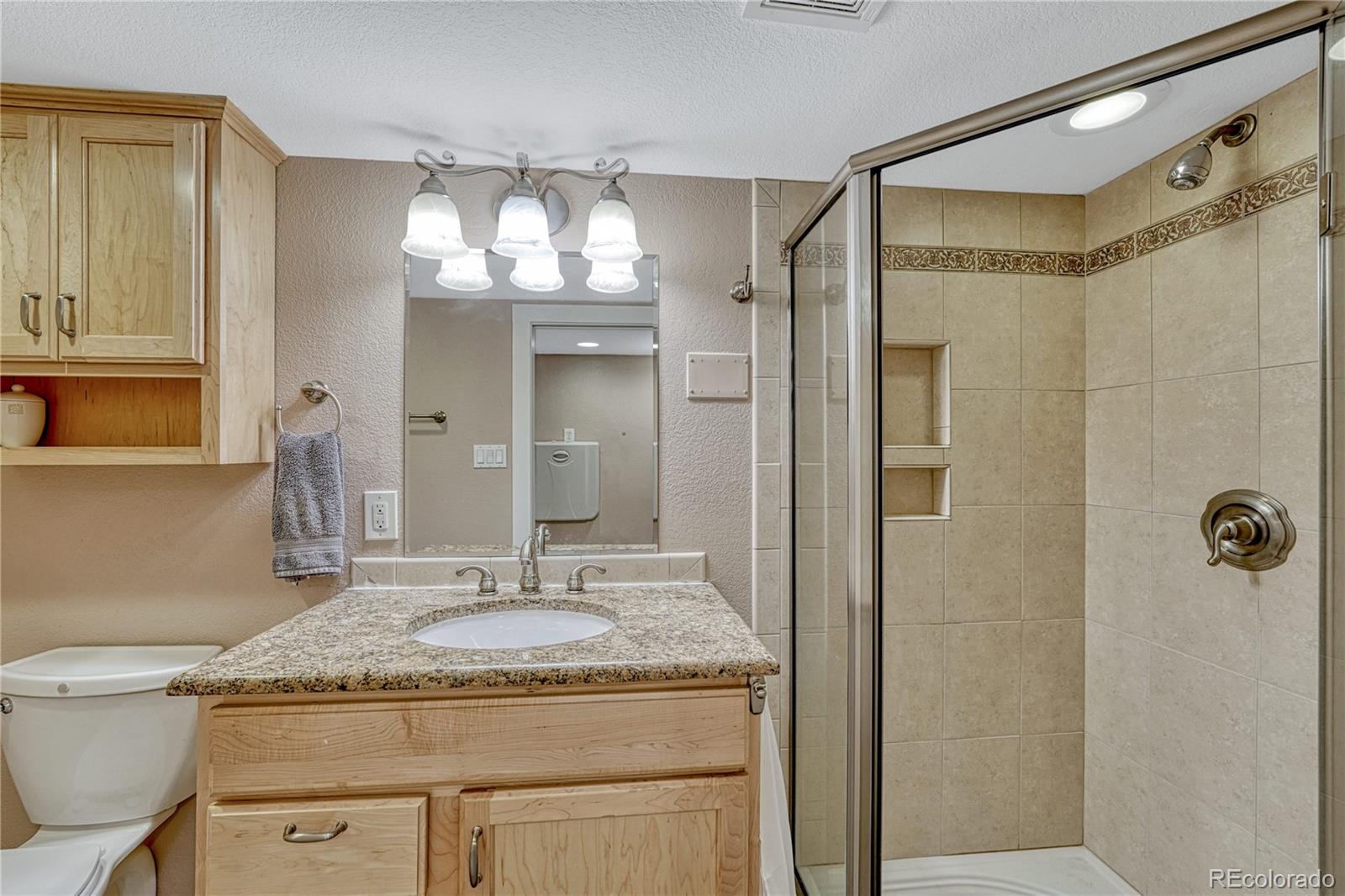 2086 Grape Street Denver, CO 80207 - Photo 22 of 28