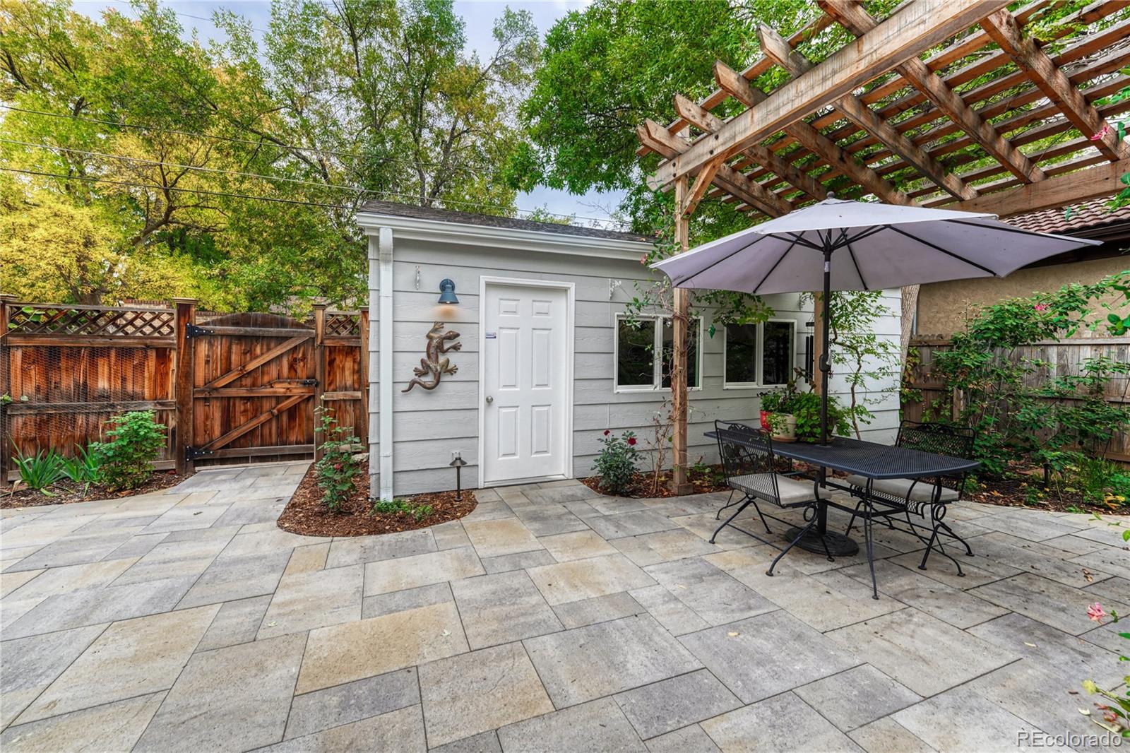 2086 Grape Street Denver, CO 80207 - Photo 25 of 28