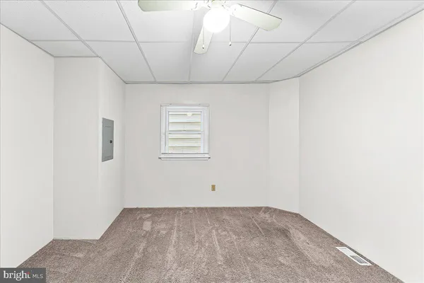 $167,500 | 4518 Post Road, Marcus Hook, PA 19061