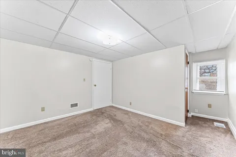 $177,500 | 4518 Post Road, Marcus Hook, PA 19061