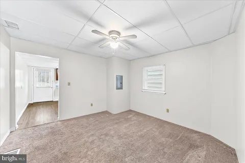 $177,500 | 4518 Post Road, Marcus Hook, PA 19061