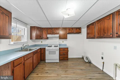 $177,500 | 4518 Post Road, Marcus Hook, PA 19061