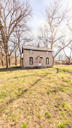 $99,900 | 303 Chick Street, Council Grove, KS 66846