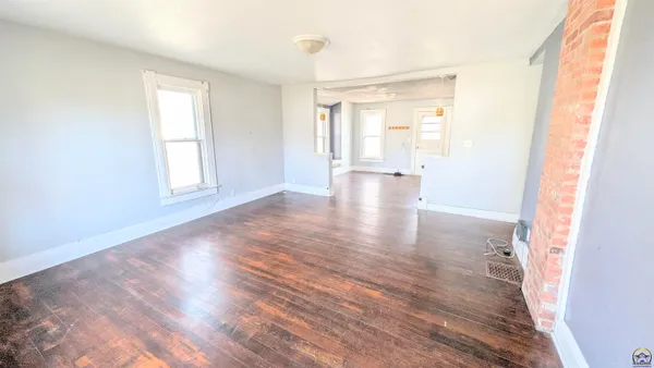 $99,900 | 303 Chick Street, Council Grove, KS 66846