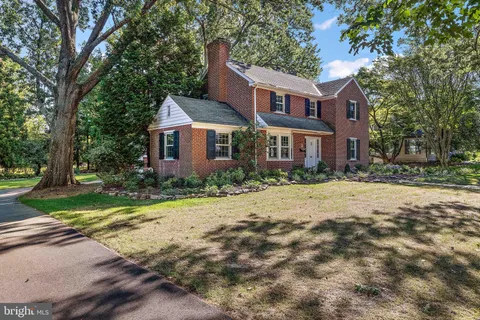 $945,000 | 9 Granite Road, Wilmington, DE 19803