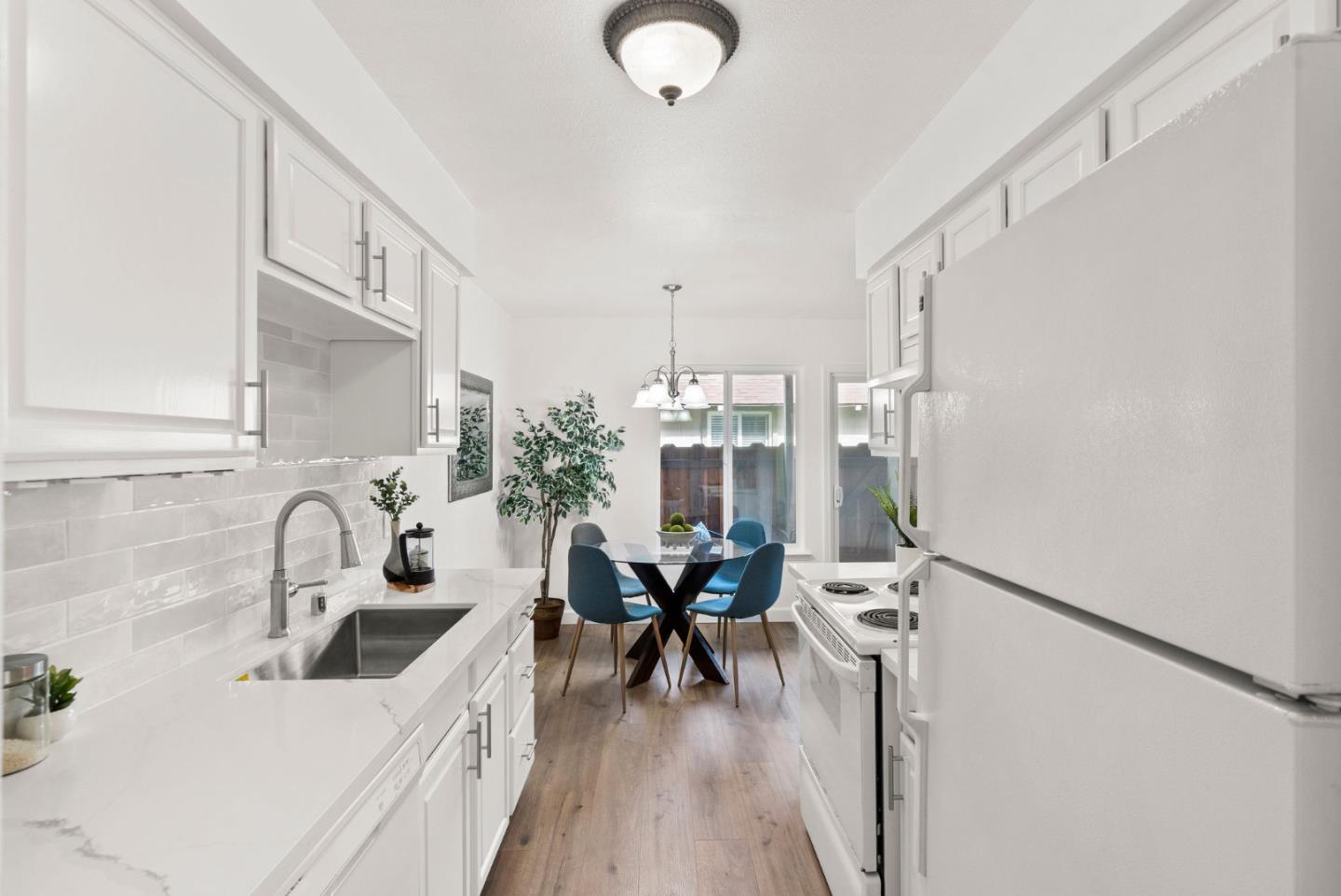 825 Oak Grove Road, Unit 63 Concord, CA 94518 - Photo 5 of 20 Gallery Image 5