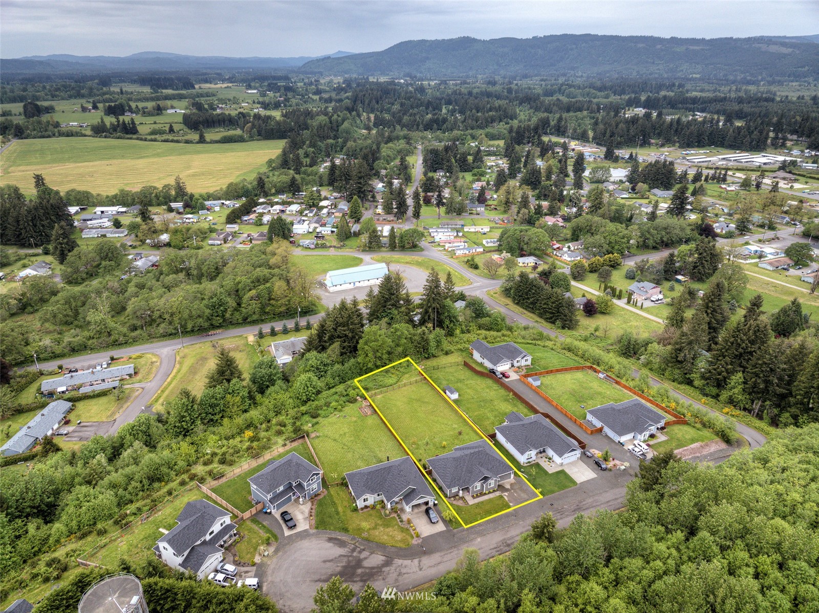 10129 Albany Park Lane Southwest Rochester, WA 98579 - Photo 28 of 31 Gallery Image 28