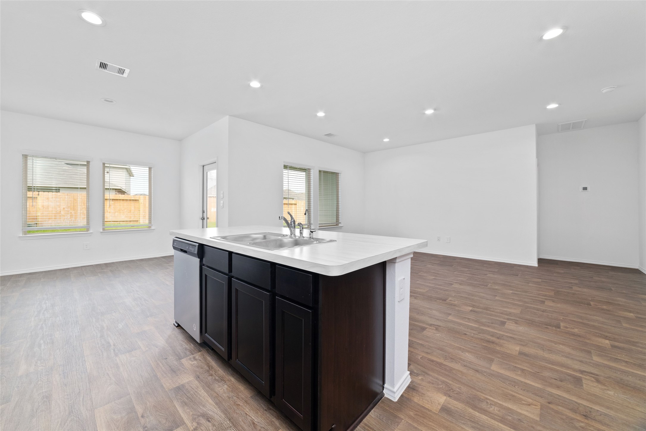 21519 Violet Rdg Road Katy, TX 77449 - Photo 8 of 27