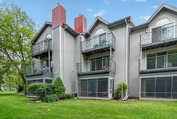 $385,000 | 18 Hidden Hollow Trail, Madison, WI 53717