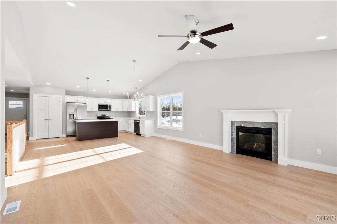 307 Nicks Way Geddes, NY 13209 - Photo 13 of 28