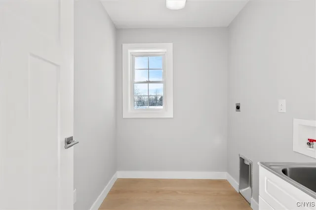 $329,900 | 307 Nicks Way, Geddes, NY 13209