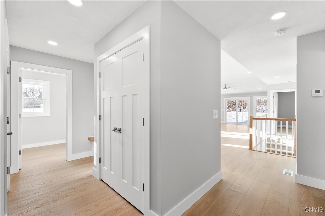 307 Nicks Way Geddes, NY 13209 - Photo 2 of 28