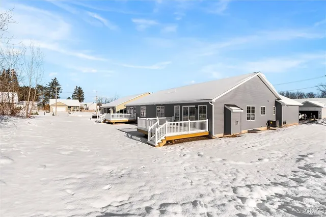 $329,900 | 307 Nicks Way, Geddes, NY 13209