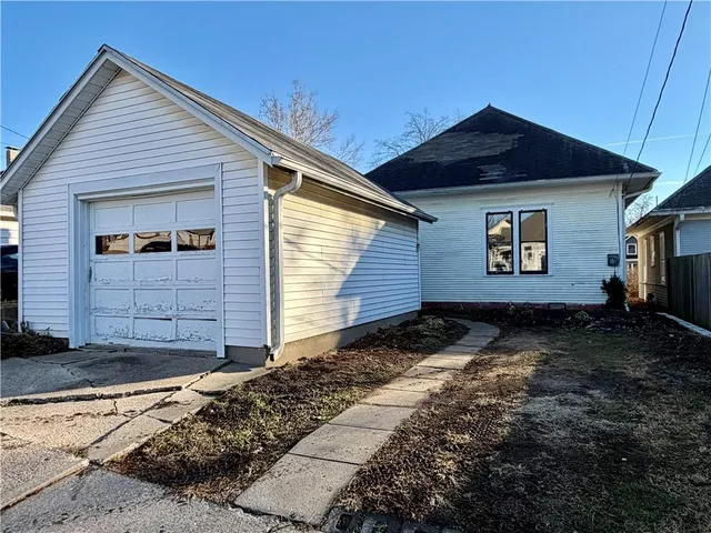 $140,000 | 2619 Sacramento Street, St. Joseph, MO 64507