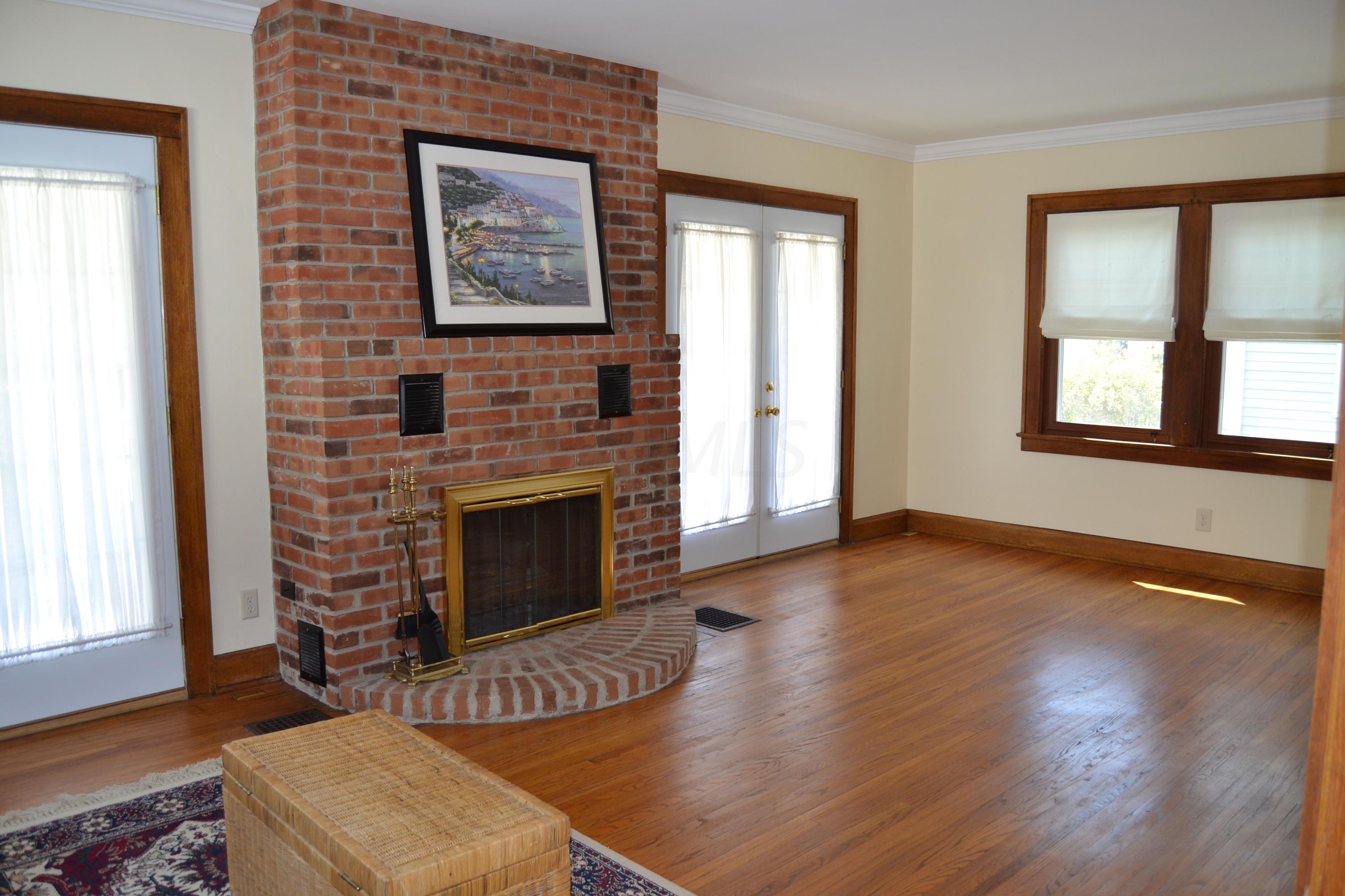 24 Acton Road Columbus, OH 43214 - Photo 6 of 24 Gallery Image 6