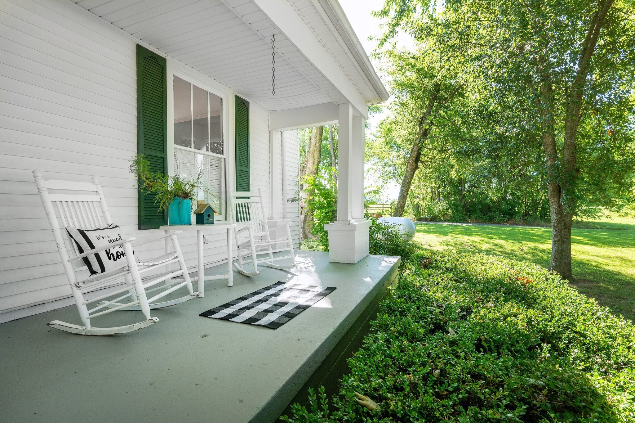 4432 Barren Plains Road Springfield, TN 37172 - Photo 6 of 36 a view of an outdoor sitting area with chairs