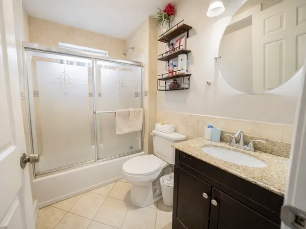 $900,000 | 215 Western Avenue, Lynn, MA 01904